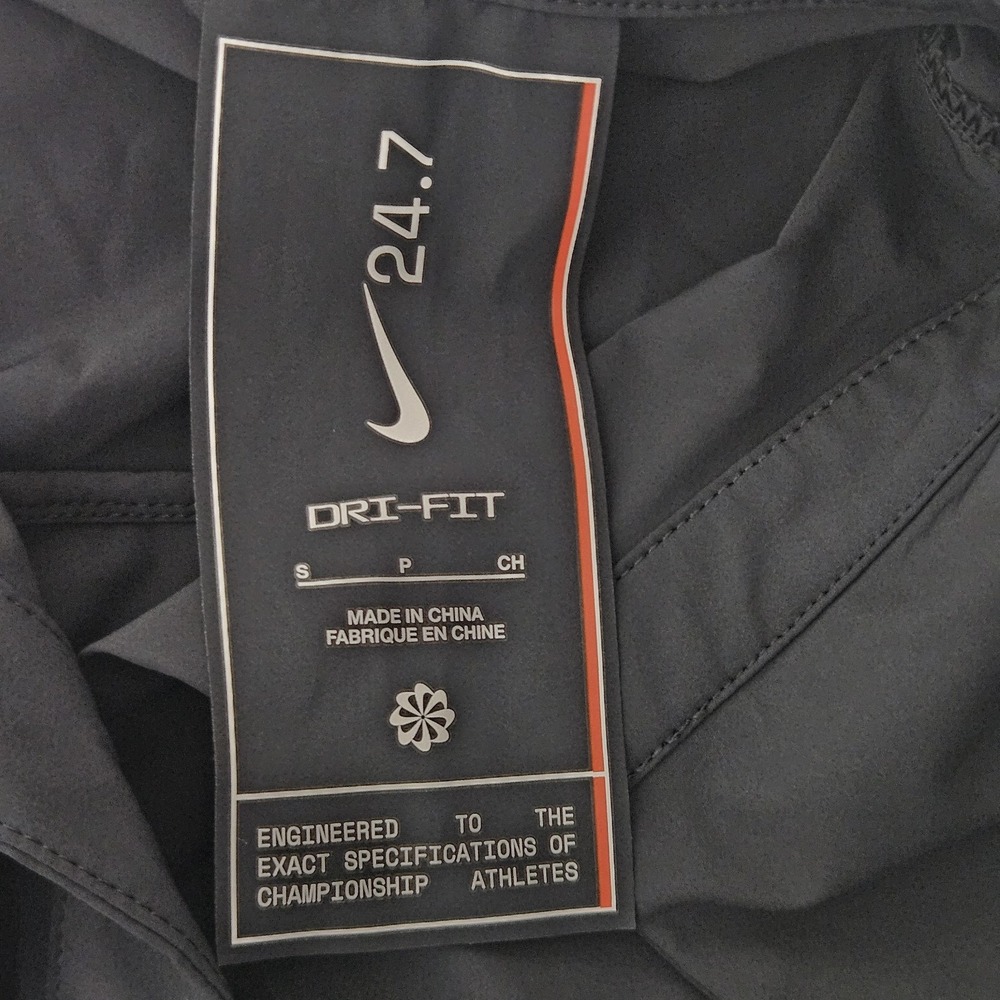 Nike 24.7 PerfectStretch Snap Shirt Women's Small  Dri-FIT Oversized LS Black - Picture 4 of 10